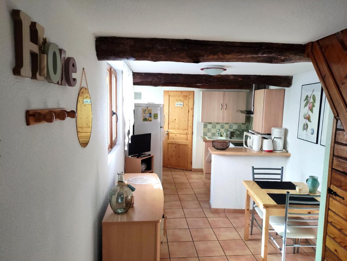 Confortable Maison De Village En Pierre Typique Moltig les Bains Eksteriør billede