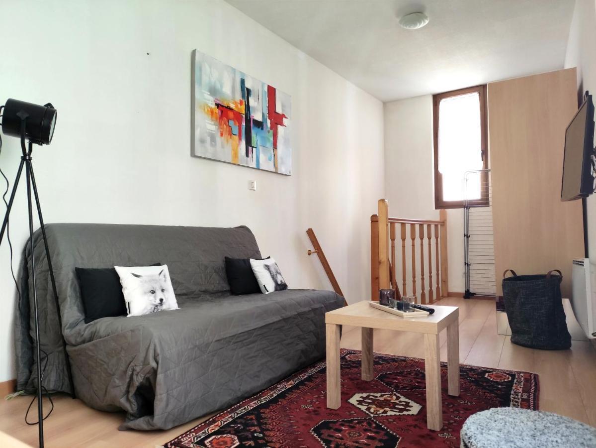 Confortable Maison De Village En Pierre Typique Moltig les Bains Eksteriør billede